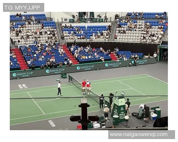 重庆网球队在世界杯中的灵活性展现与战术创新分析