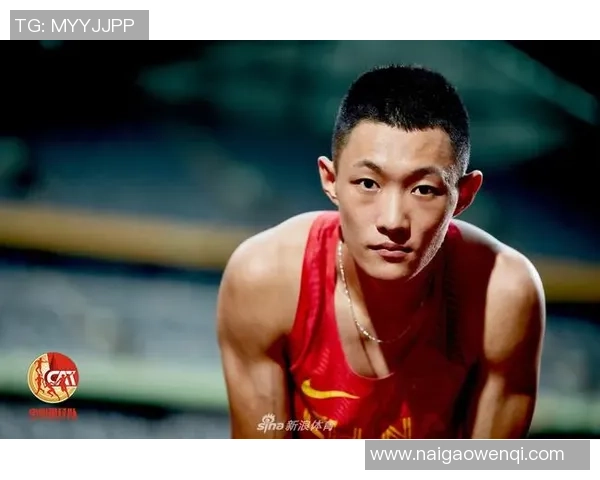 周敏的网球人生：从青涩少年到职业选手的深度对话与成长历程